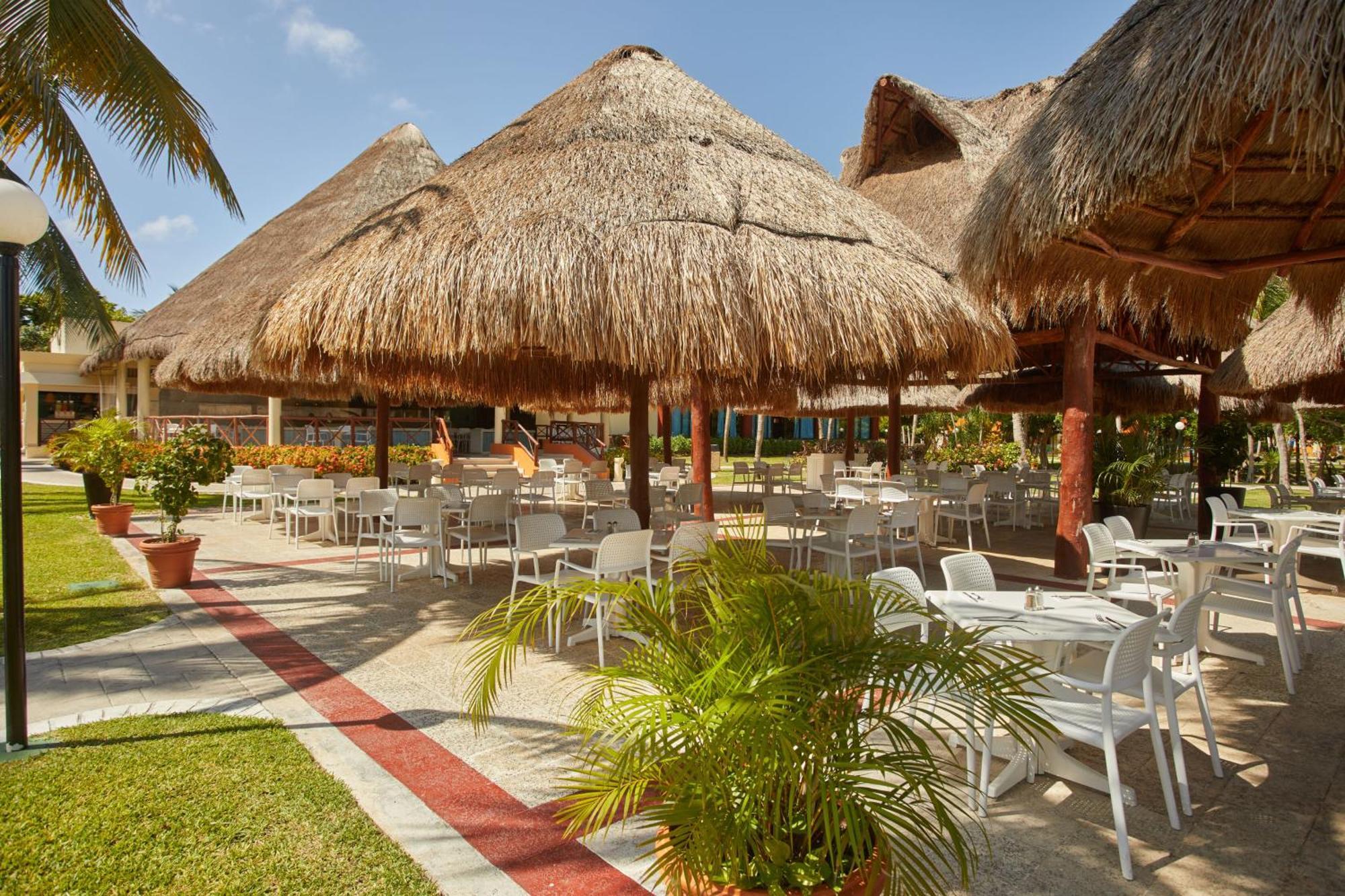 Отель Bahia Principe Grand Coba Акумаль Экстерьер фото